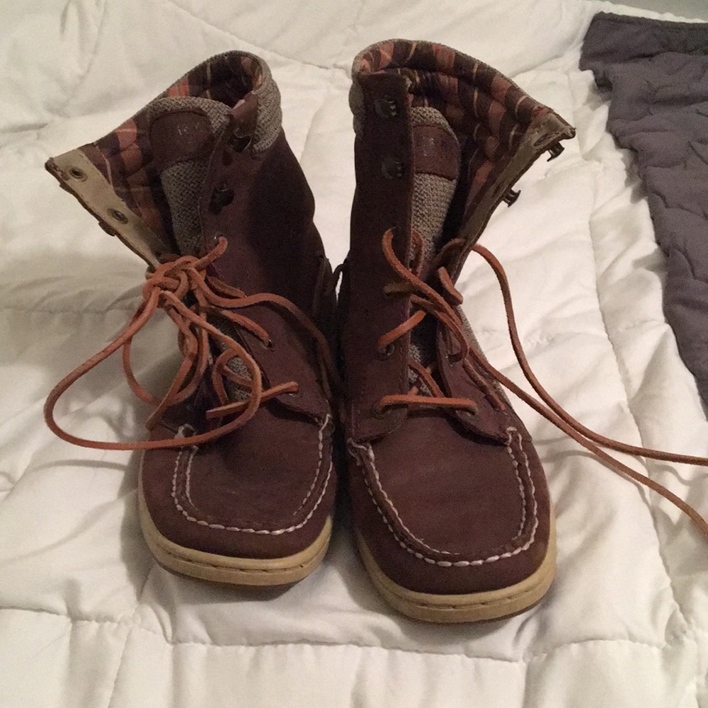 Sperry boots